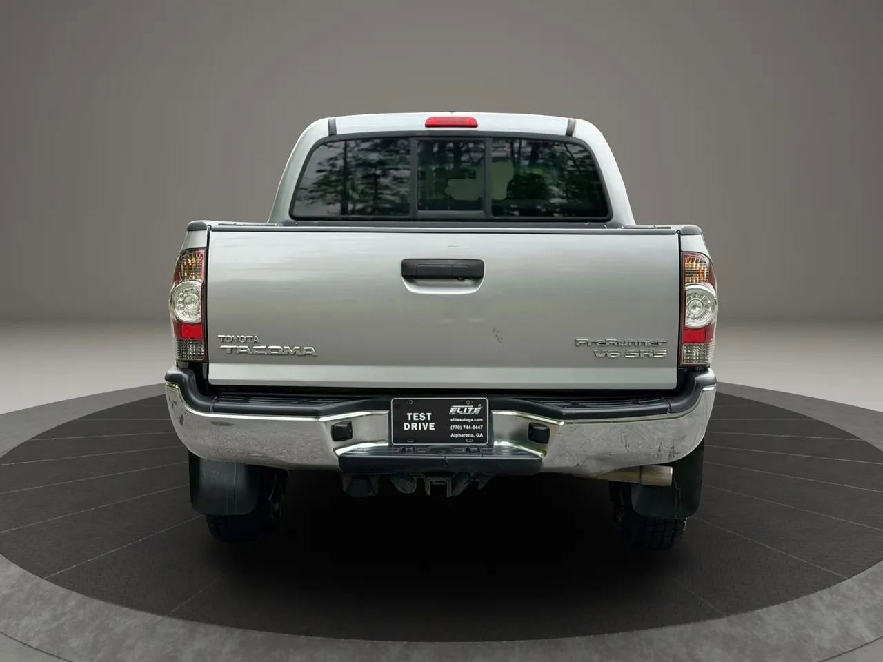 Used 2015 Toyota Tacoma PreRunner w/ SR5 Package RWD image 5