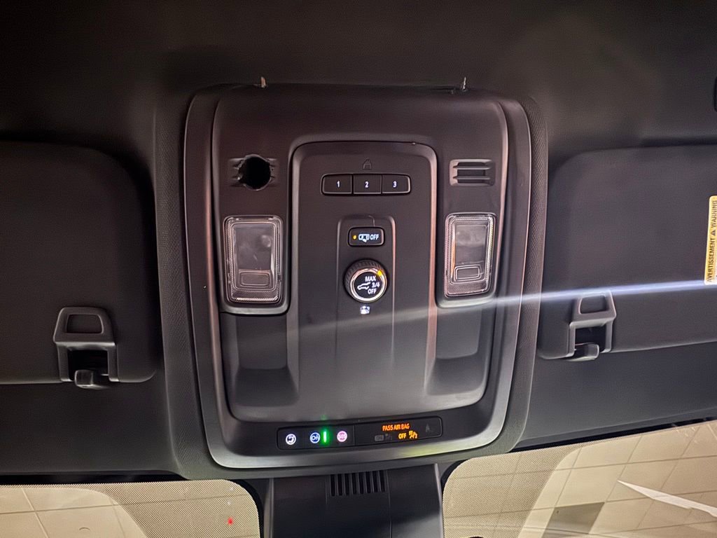 Used 2023 Chevrolet Tahoe RST AWD/4WD image 43
