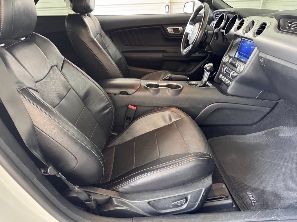 Used 2020 Ford Mustang GT Premium RWD image 17