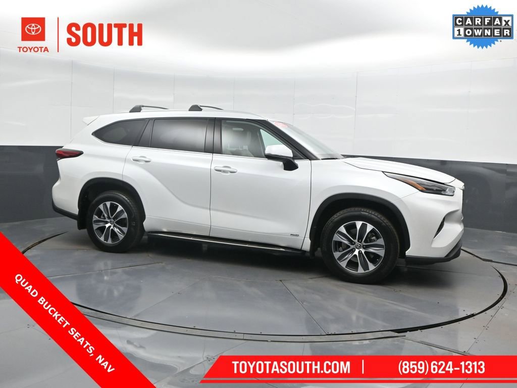 Used 2022 Toyota Highlander XLE
