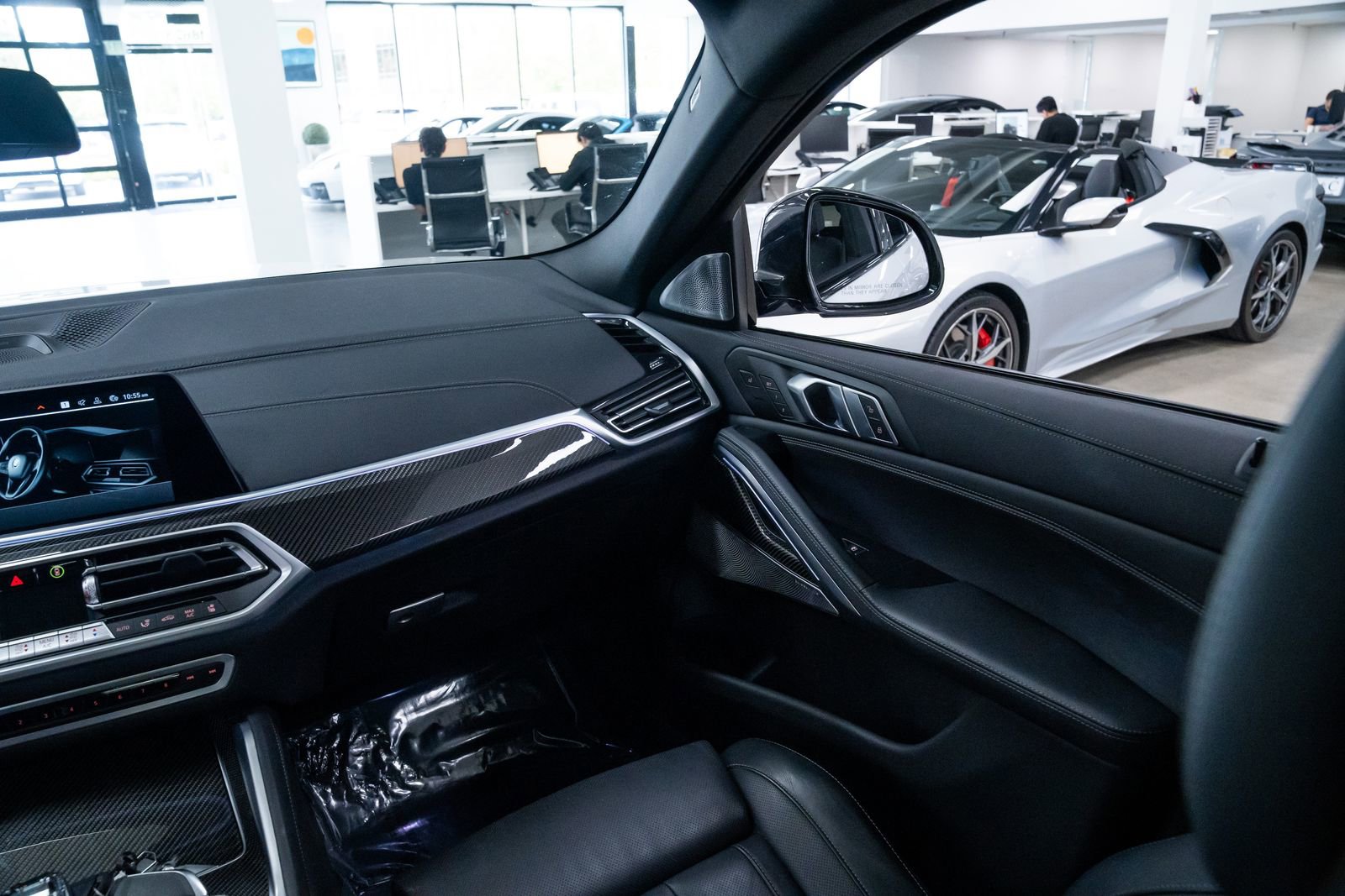 Used 2022 BMW X6 xDrive40i AWD/4WD image 11