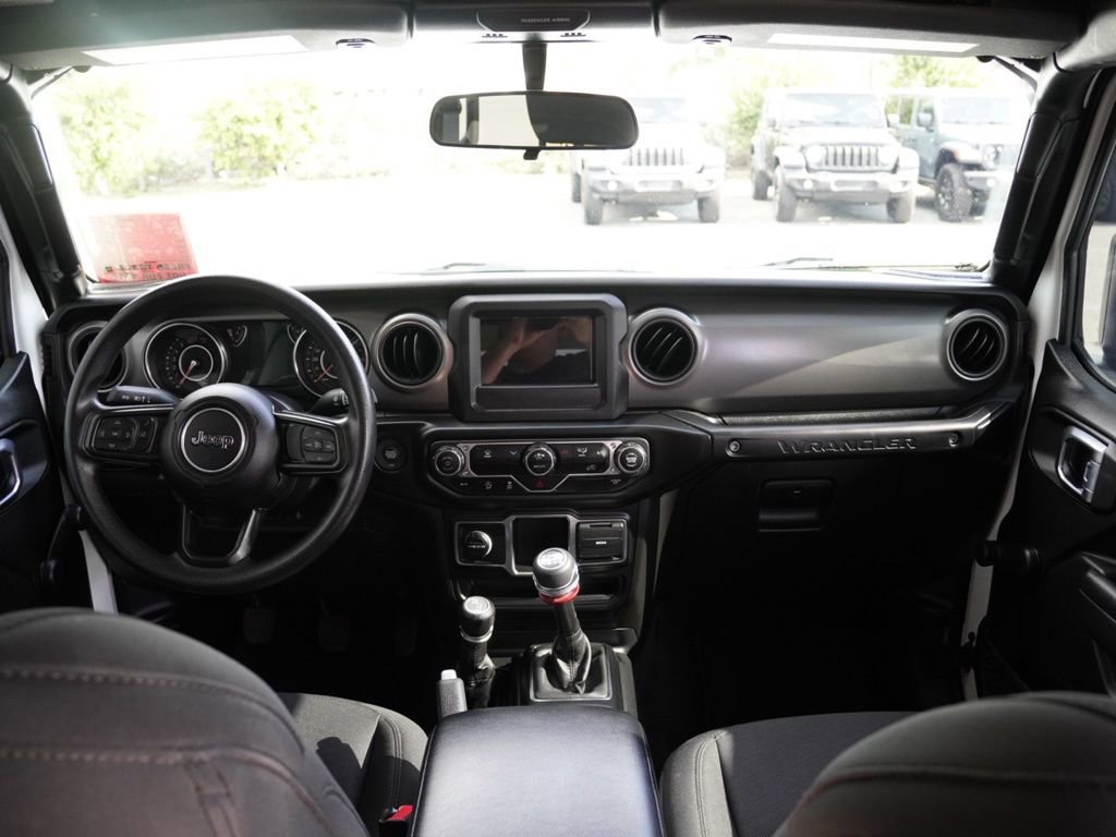 Used 2023 Jeep Wrangler Sport image 24