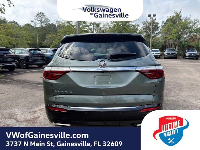 Used 2024 Buick Enclave Essence FWD image 5