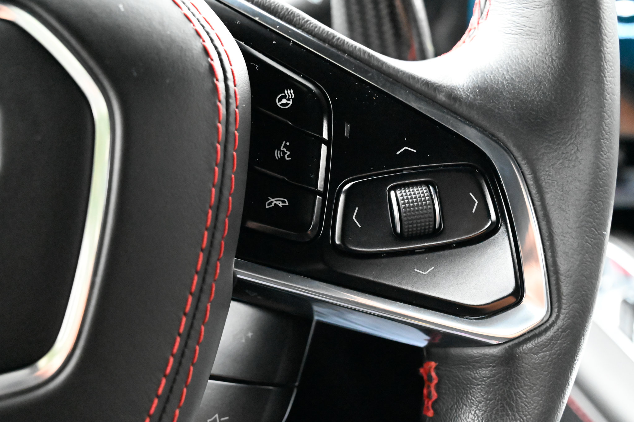 Used 2024 Chevrolet Corvette Z06 w/ Stealth Interior Trim Package RWD image 26