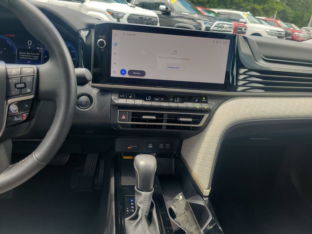 Used 2025 Toyota Camry XLE FWD image 19