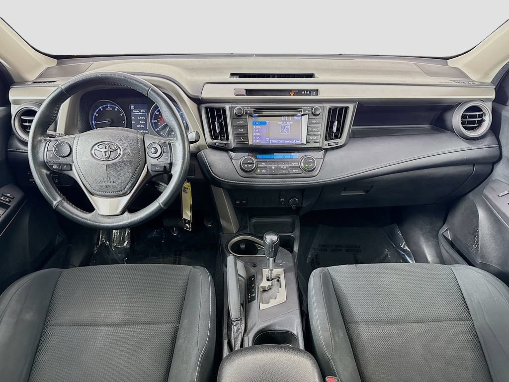 Used 2018 Toyota RAV4 XLE AWD/4WD image 24
