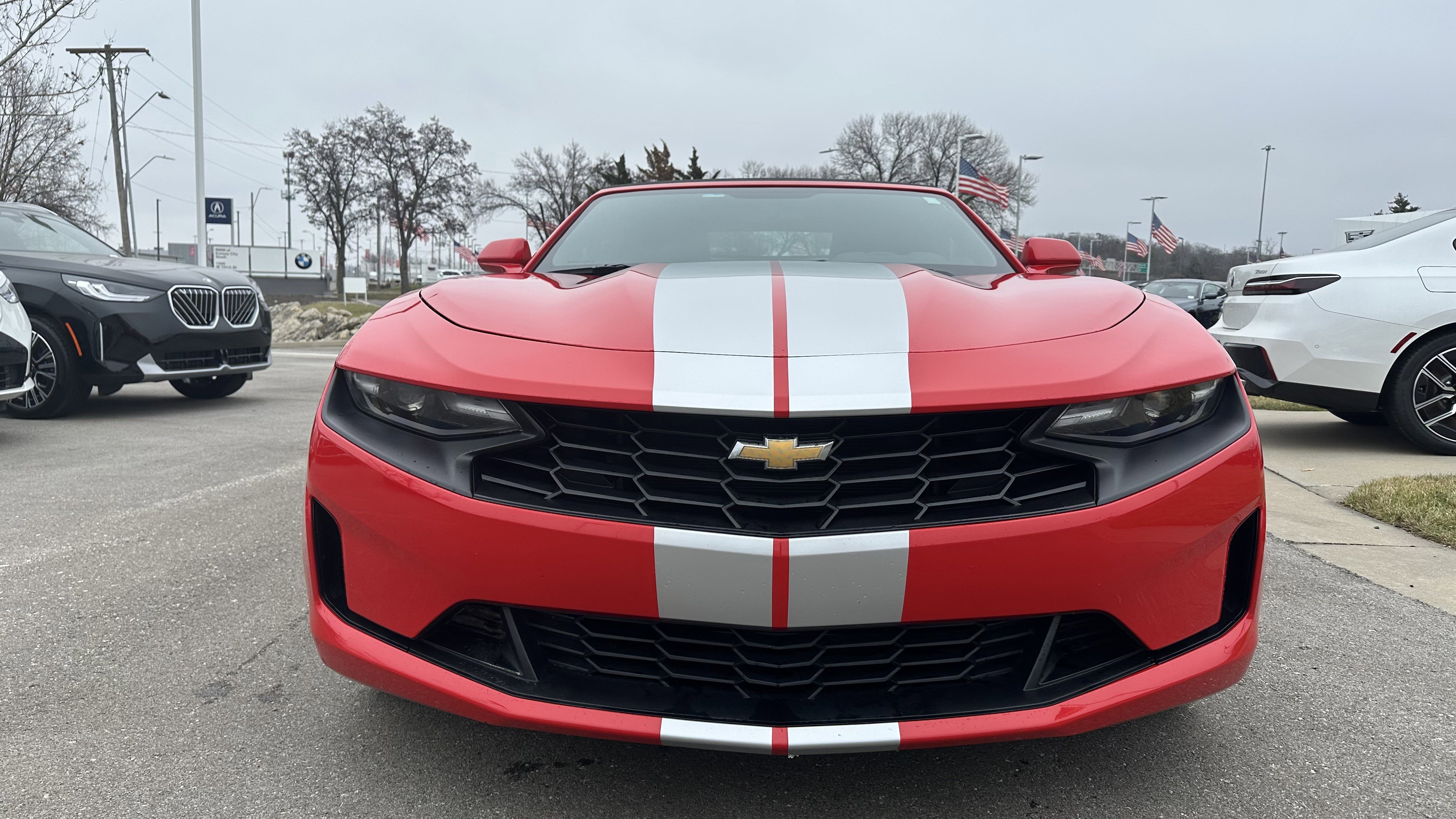 Used 2020 Chevrolet Camaro LT image 3