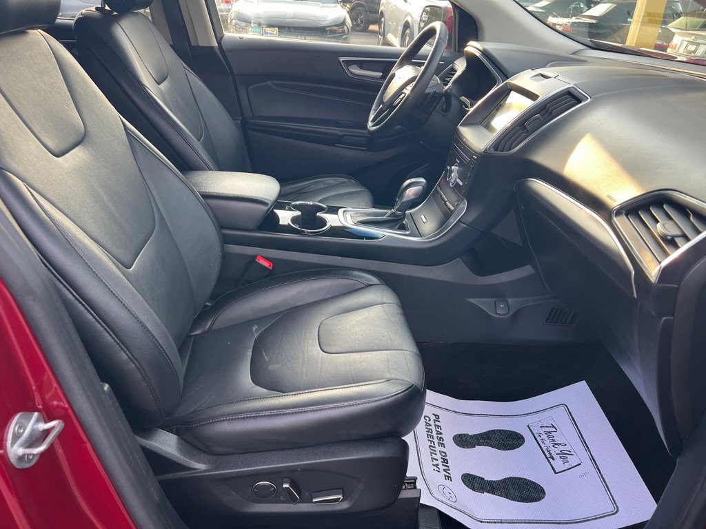 Used 2018 Ford Edge Titanium w/ Technology Package image 33