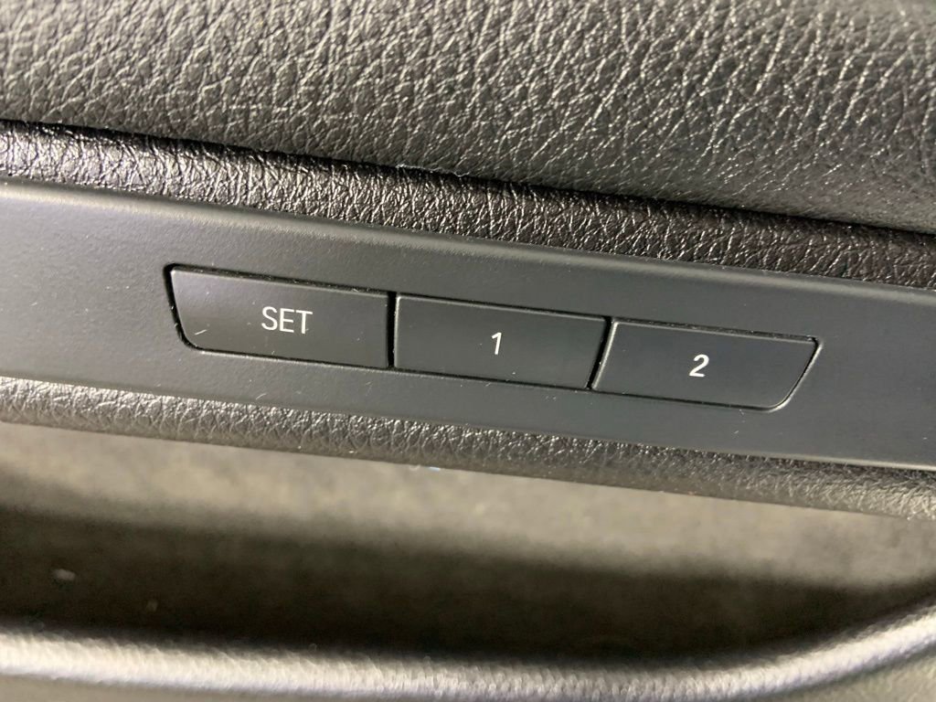 Used 2016 BMW 528i Sedan image 28