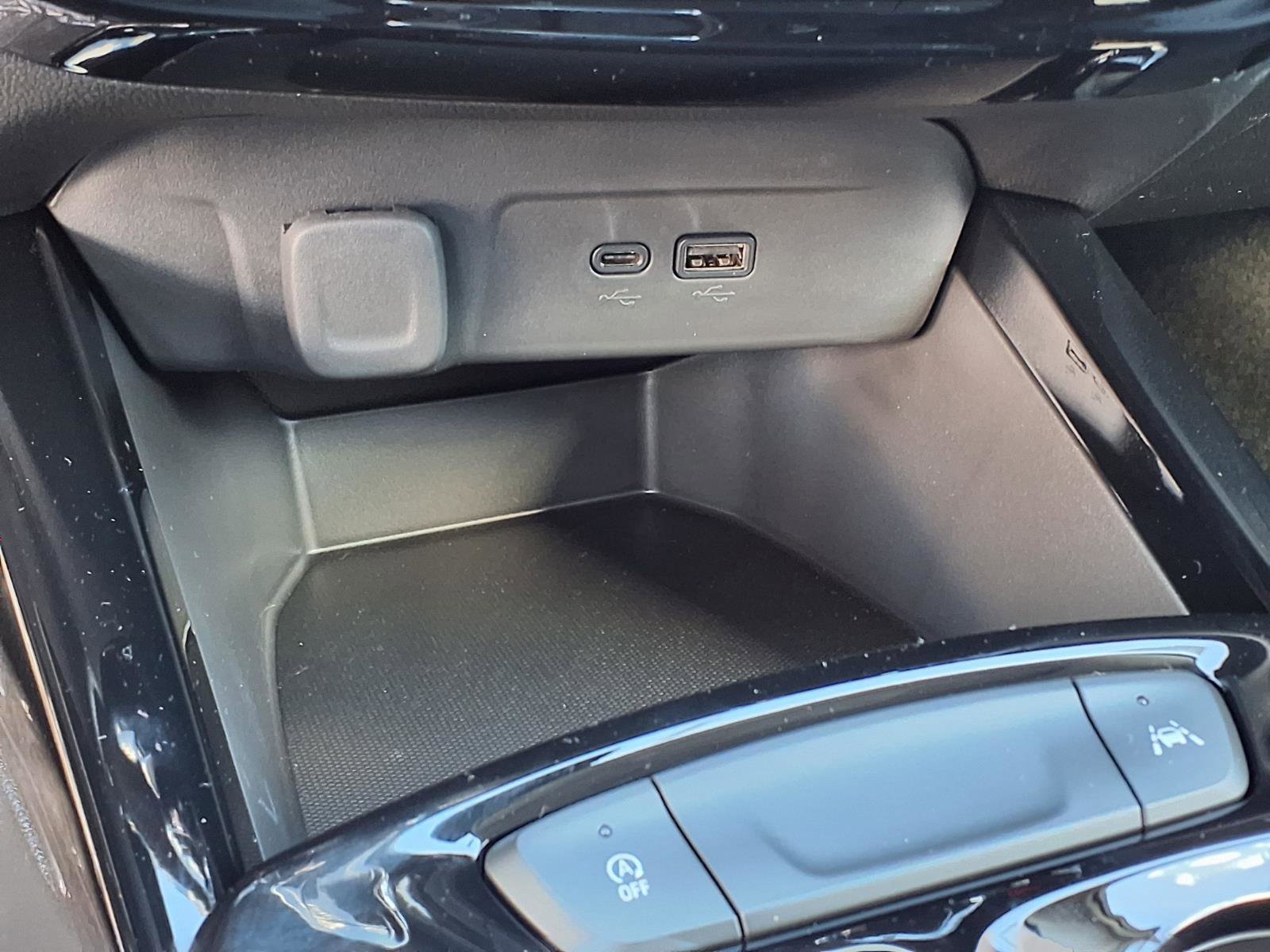 New 2026 Chevrolet Trax LT w/ Driver Confidence Package image 15