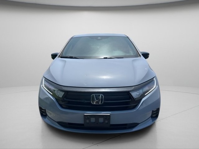 Used 2023 Honda Odyssey Sport image 3