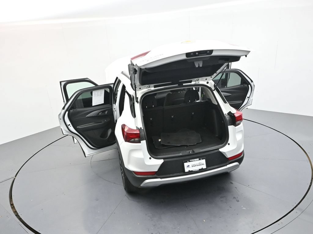 Used 2024 Chevrolet TrailBlazer LT FWD image 36