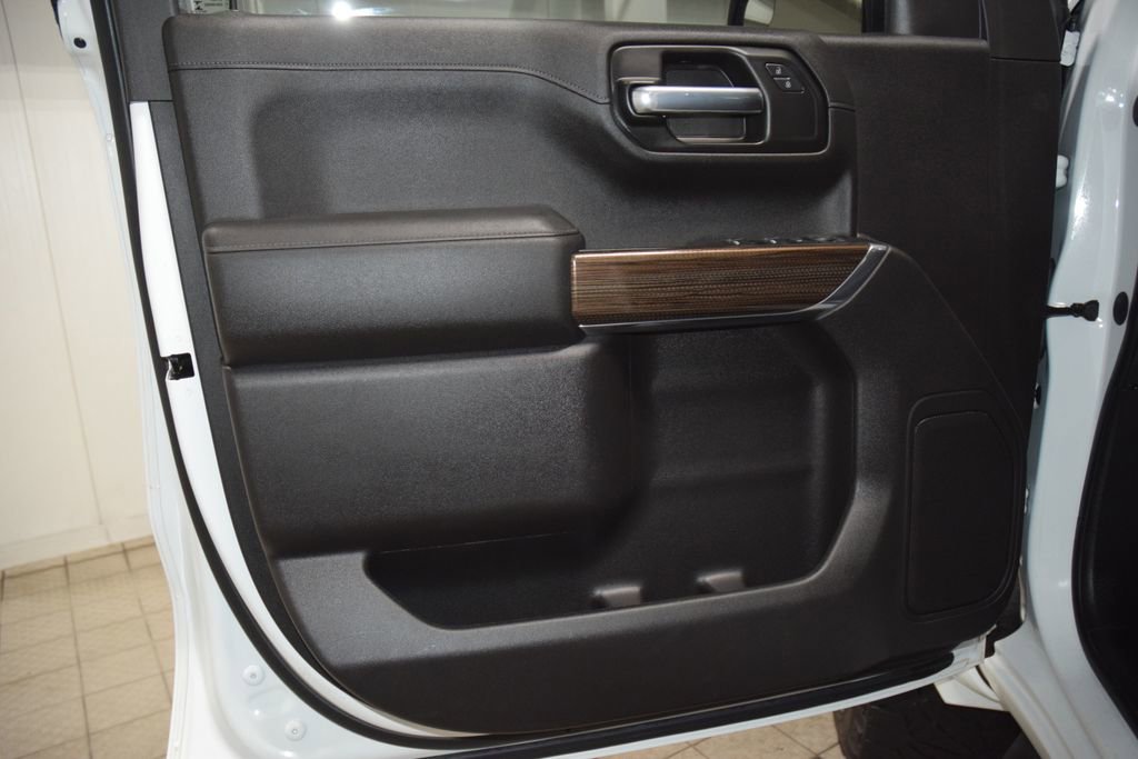 Used 2020 Chevrolet Silverado 1500 LT w/ All-Star Edition image 45