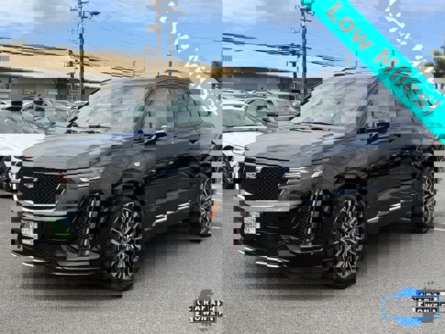 Used 2023 Cadillac XT6 Sport