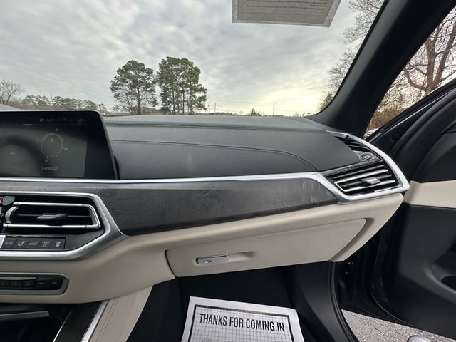 Used 2022 BMW X5 xDrive40i w/ Luxury Seating Package image 16