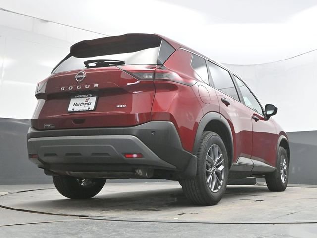 Used 2023 Nissan Rogue S AWD/4WD image 34