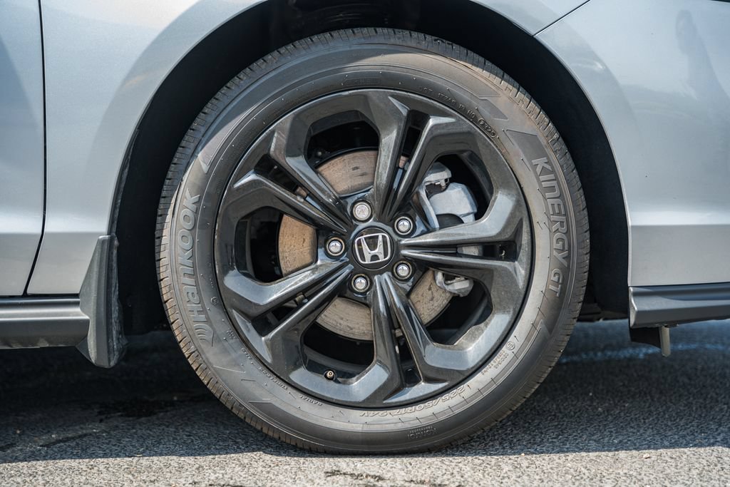 Certified 2025 Honda Accord SE image 12