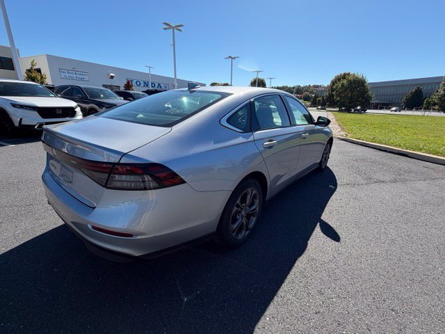 Used 2023 Honda Accord EX image 3