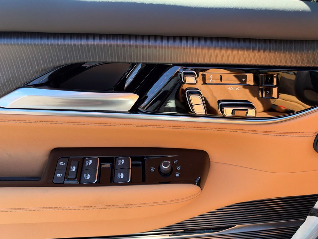 New 2027 Jeep Grand Wagoneer Summit AWD/4WD image 8