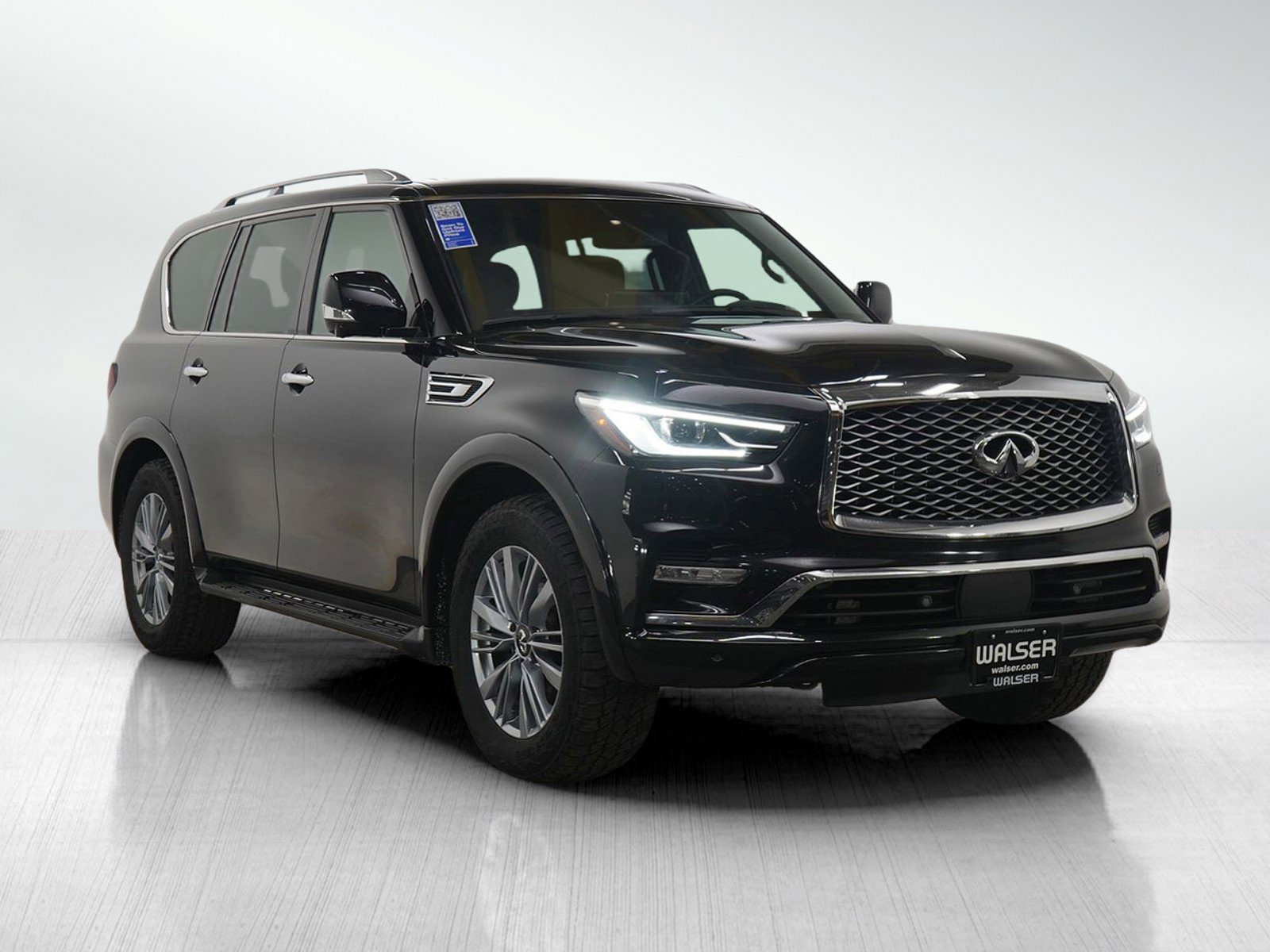 Used 2024 INFINITI QX80 Premium Select image 9