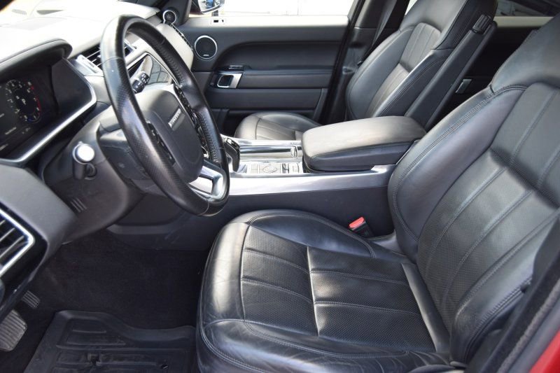 Used 2019 Land Rover Range Rover Sport HSE AWD/4WD image 20