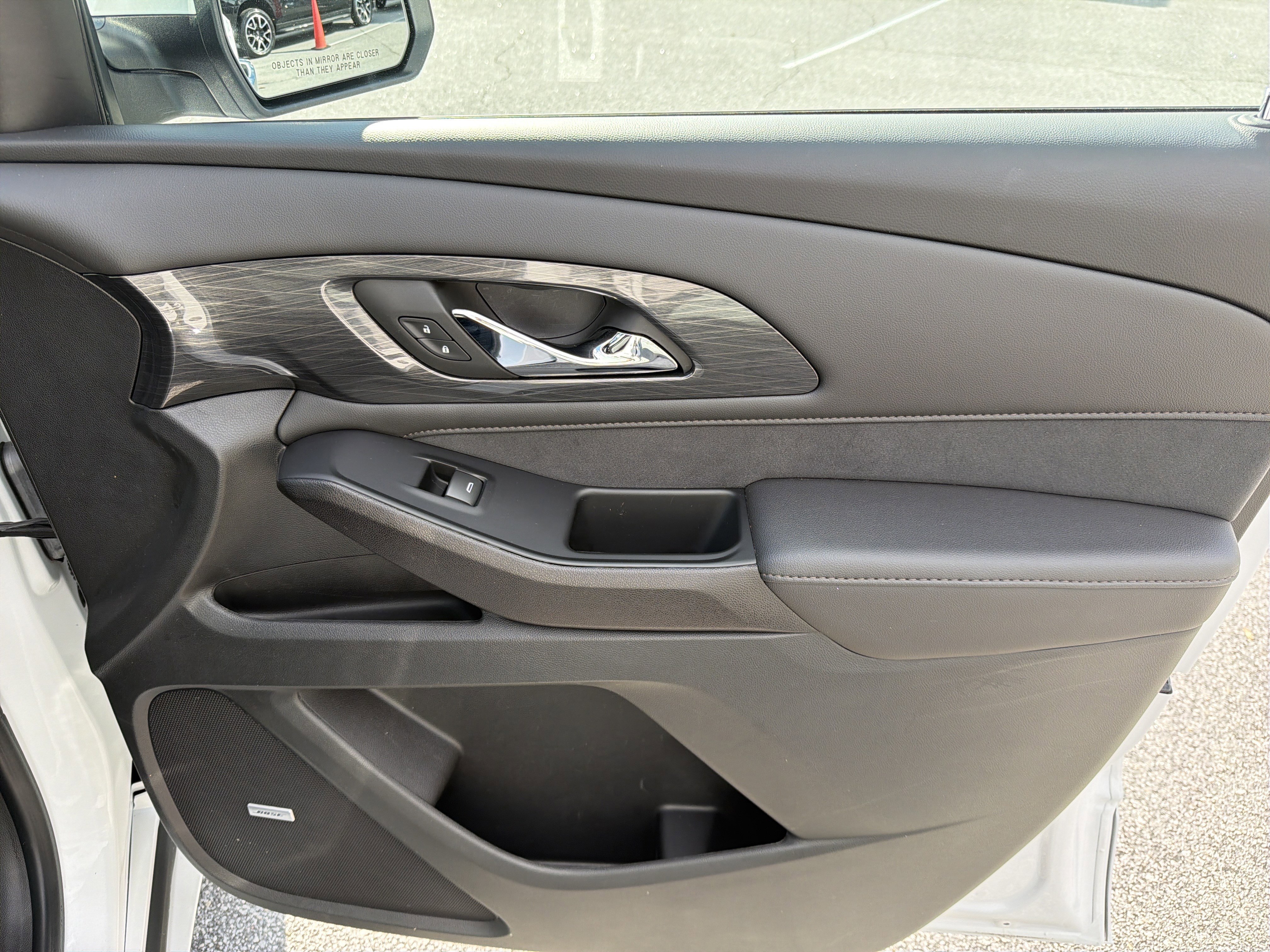 Certified 2023 Chevrolet Traverse High Country image 29