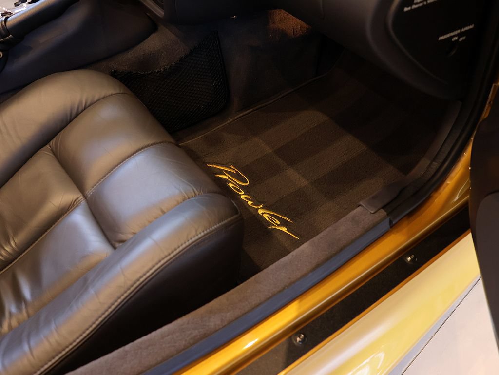 Used 2002 Chrysler Prowler RWD image 65