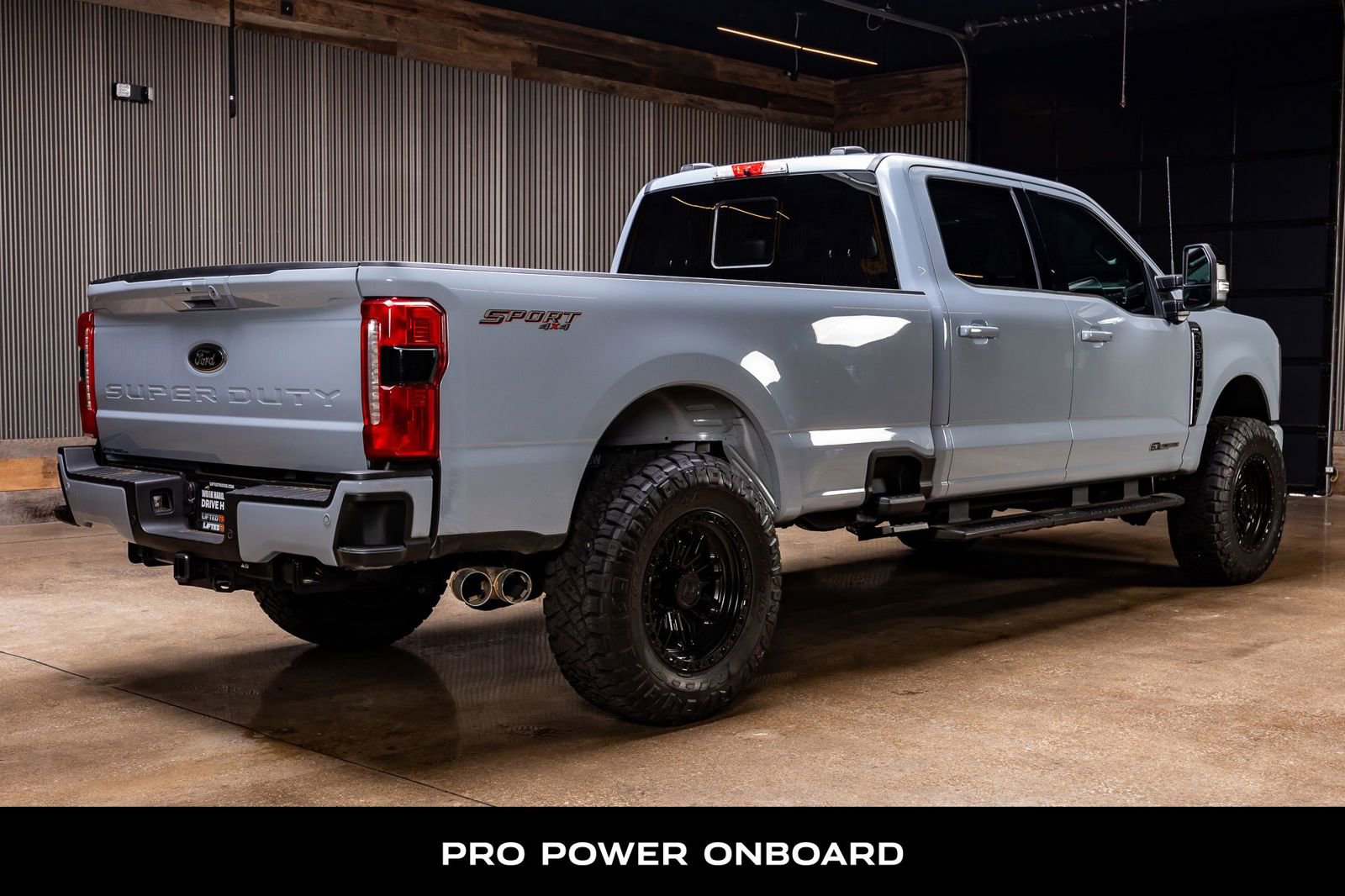 Used 2024 Ford F350 Lariat w/ Lariat Ultimate Package image 10