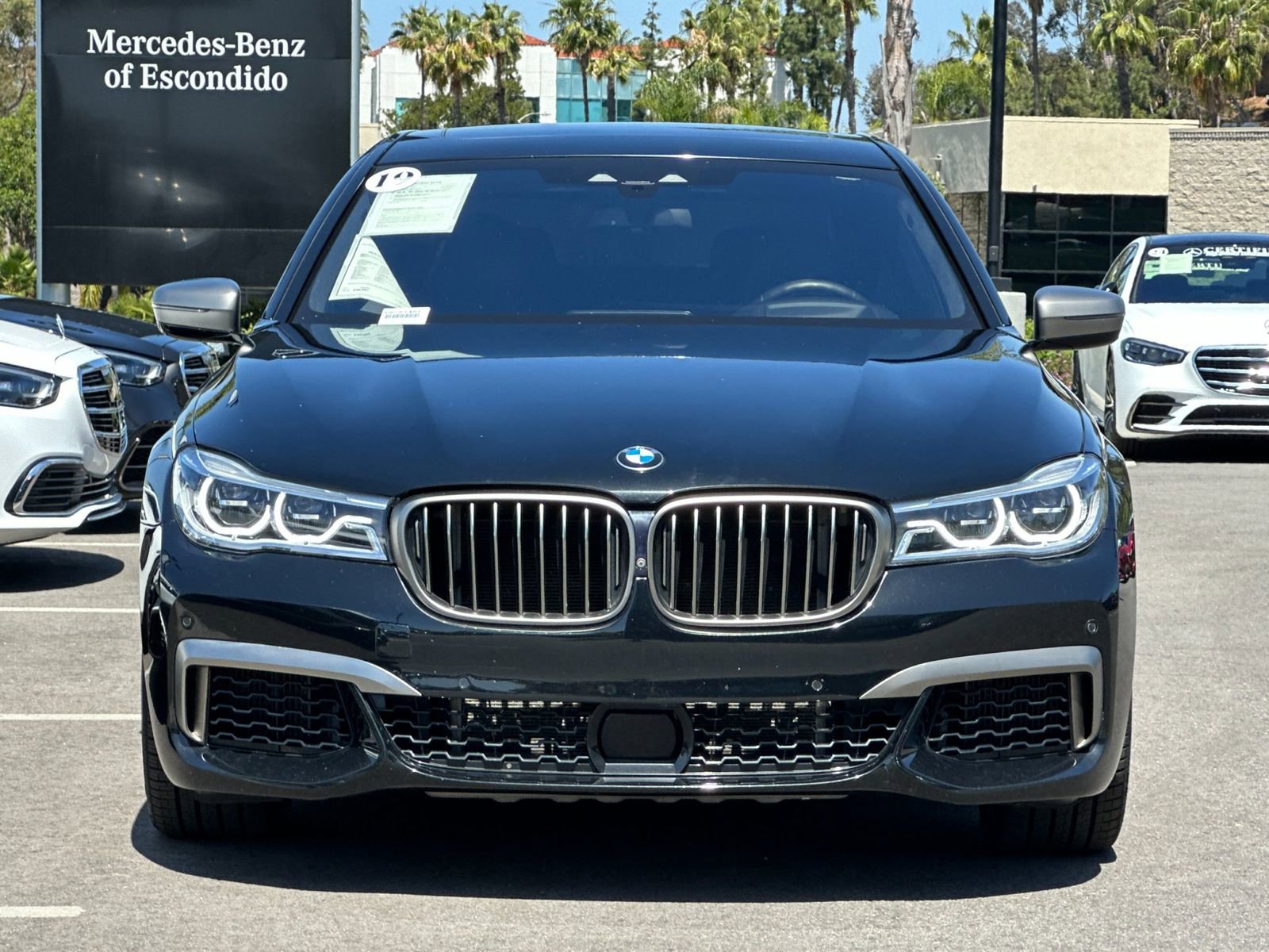 Used 2019 BMW M760i xDrive w/ Luxury Rear Seating Package AWD/4WD image 8