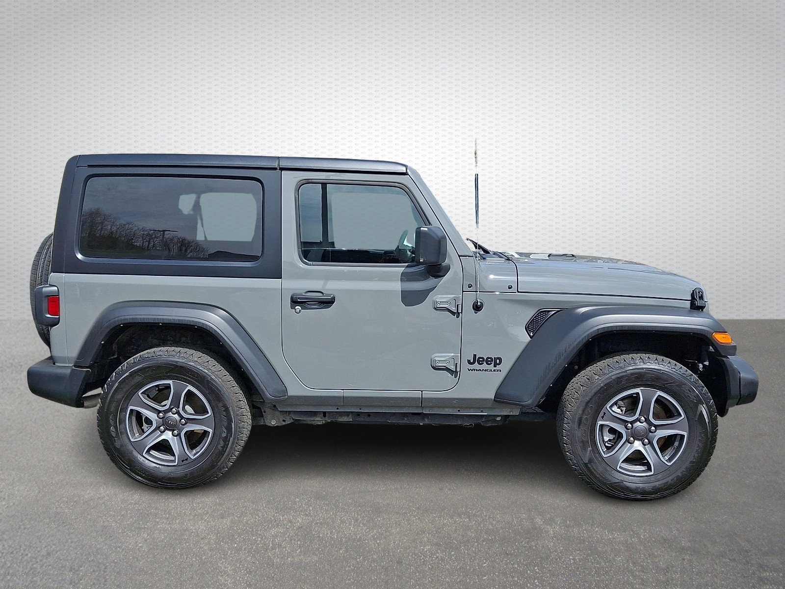 Certified 2022 Jeep Wrangler Sport AWD/4WD image 7
