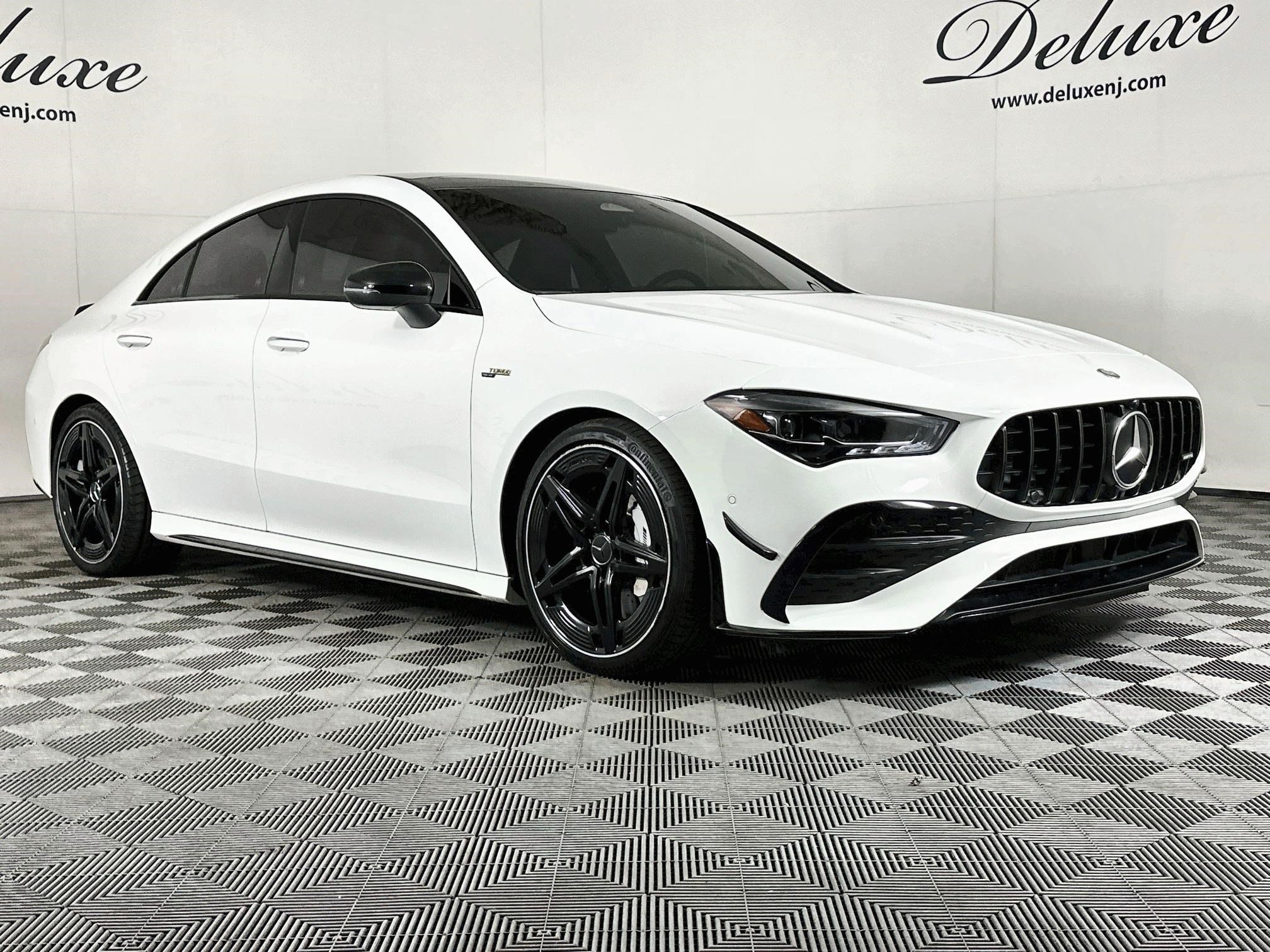 Used 2025 Mercedes-Benz CLA 35 AMG 4MATIC image 1