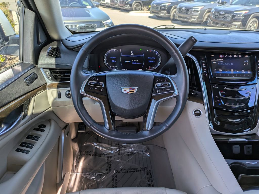 Used 2018 Cadillac Escalade 2WD image 17