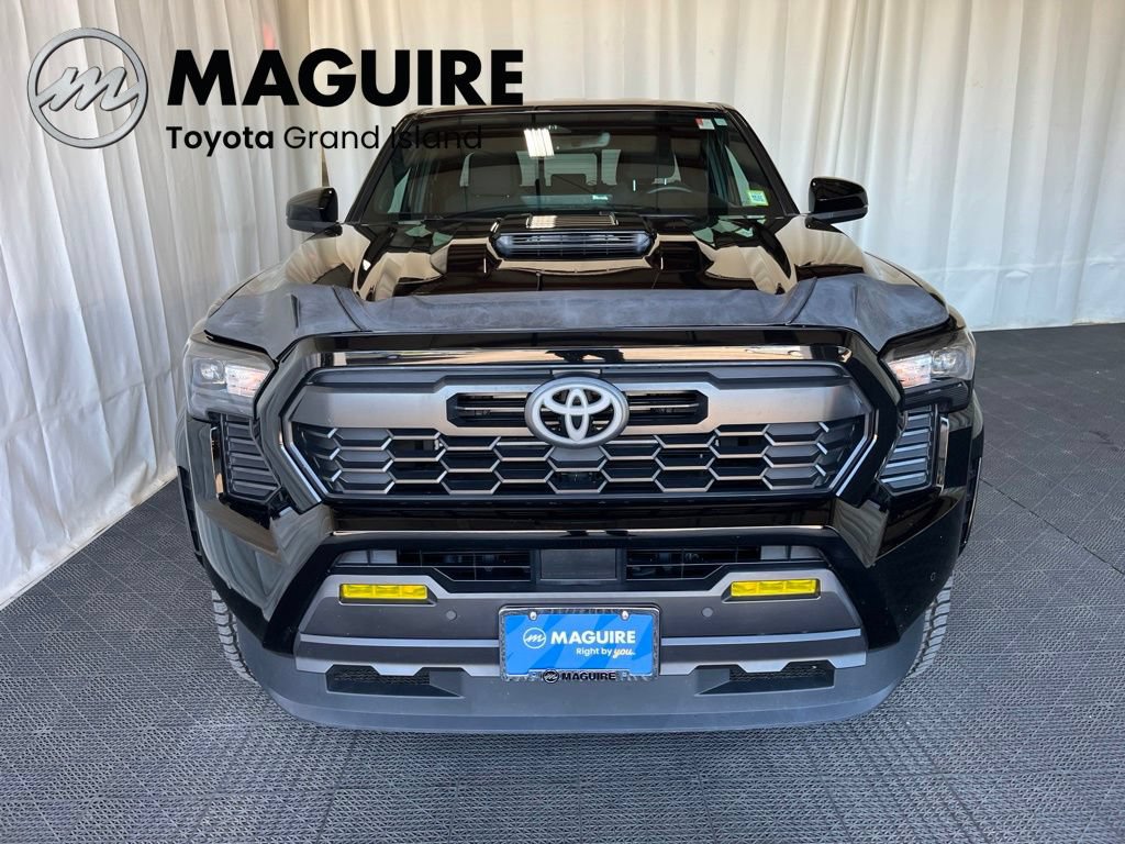 Used 2024 Toyota Tacoma TRD Sport w/ TRD Sport Upgrade Package AWD/4WD image 32