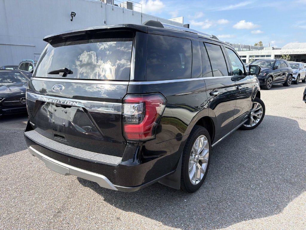 Used 2018 Ford Expedition Limited w/ Equipment Group 302A RWD image 7
