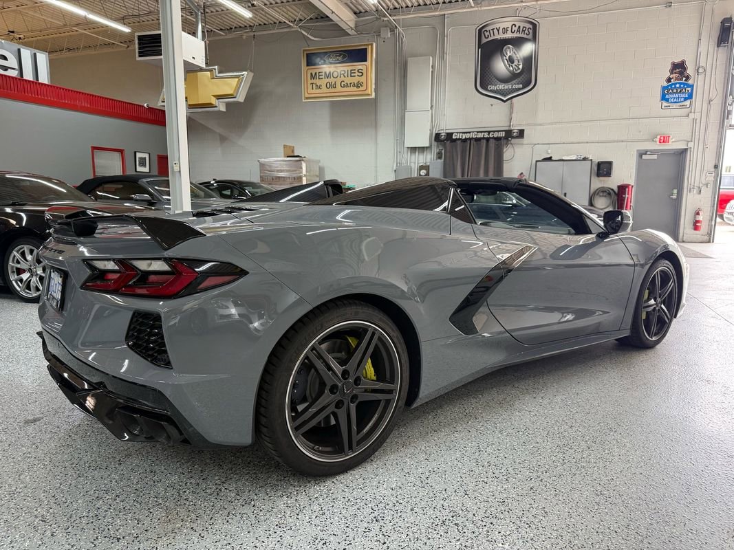 Used 2024 Chevrolet Corvette Stingray Premium Conv w/ Z51 Performance Package RWD image 6