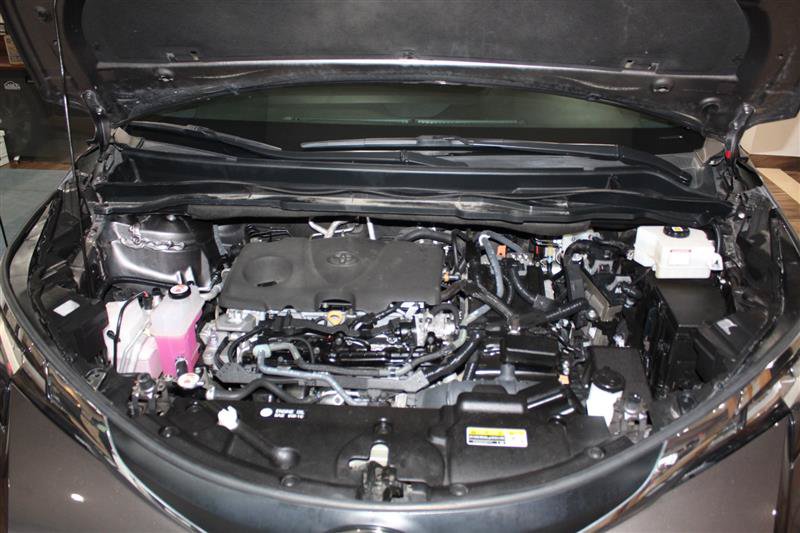 Used 2023 Toyota Sienna LE w/ LE Plus Package FWD image 14