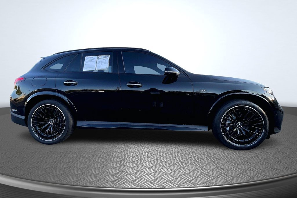 Used 2025 Mercedes-Benz GLC 43 AMG 4MATIC image 4