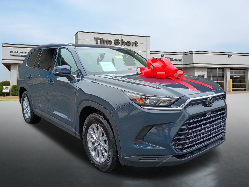 Used 2025 Toyota Grand Highlander AWD image 5