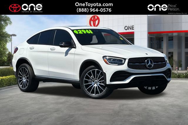 Used 2023 Mercedes-Benz GLC 300 4MATIC Coupe image 1