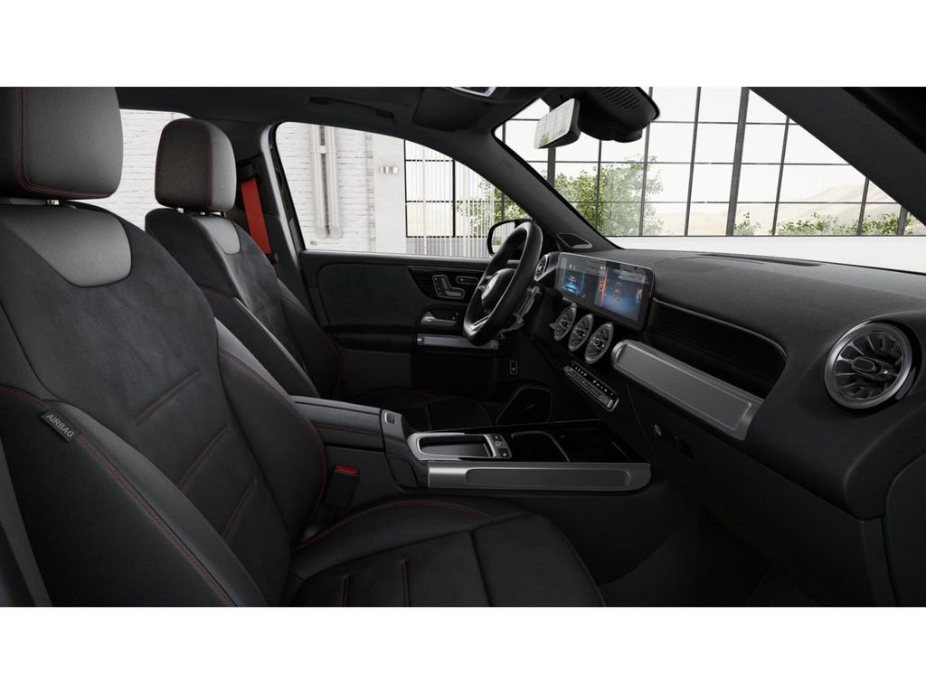 New 2026 Mercedes-Benz GLB 35 AMG 4MATIC image 4