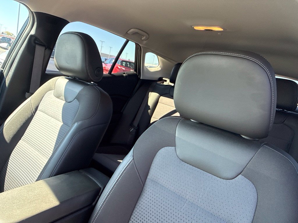 Certified 2024 Chevrolet Trax LT w/ Driver Confidence Package FWD image 22