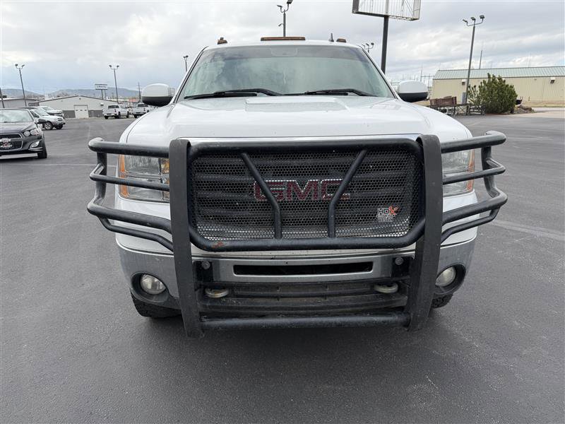 Used 2007 GMC Sierra 2500 SLT w/ Z71 Off-Road Package AWD/4WD image 3