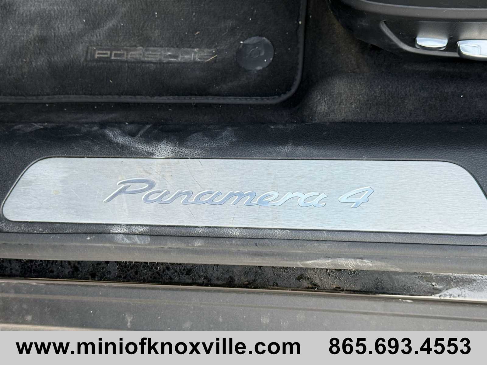 Used 2018 Porsche Panamera 4 image 12