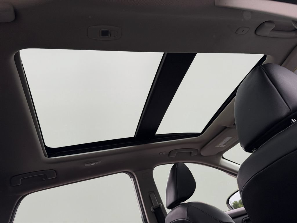 Used 2022 Nissan Rogue SL AWD/4WD image 7