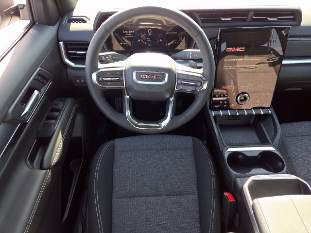 New 2027 GMC Terrain Elevation w/ LPO, Floor Liner Package FWD image 22