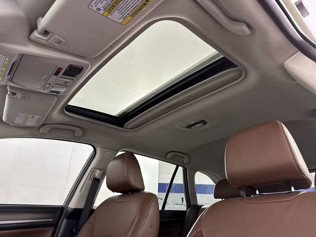 Used 2018 Subaru Outback 3.6R Touring AWD/4WD image 18