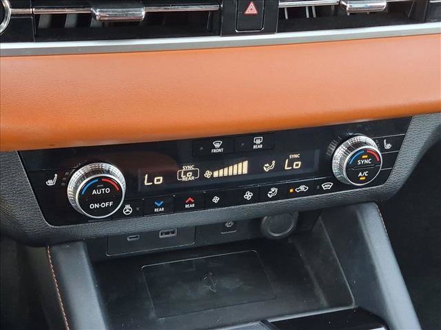 Used 2023 Mitsubishi Outlander SEL 40th Anniversary AWD/4WD image 25