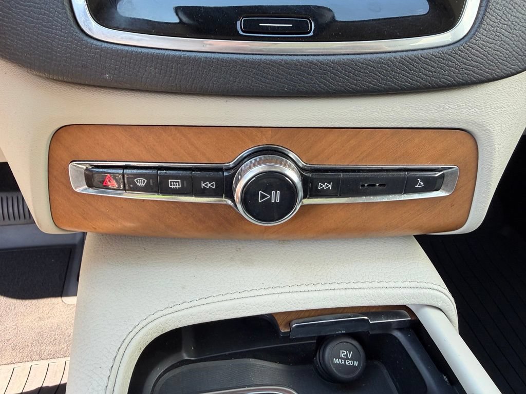 Used 2021 Volvo XC90 T8 Inscription Expression w/ Advanced Package AWD/4WD image 24