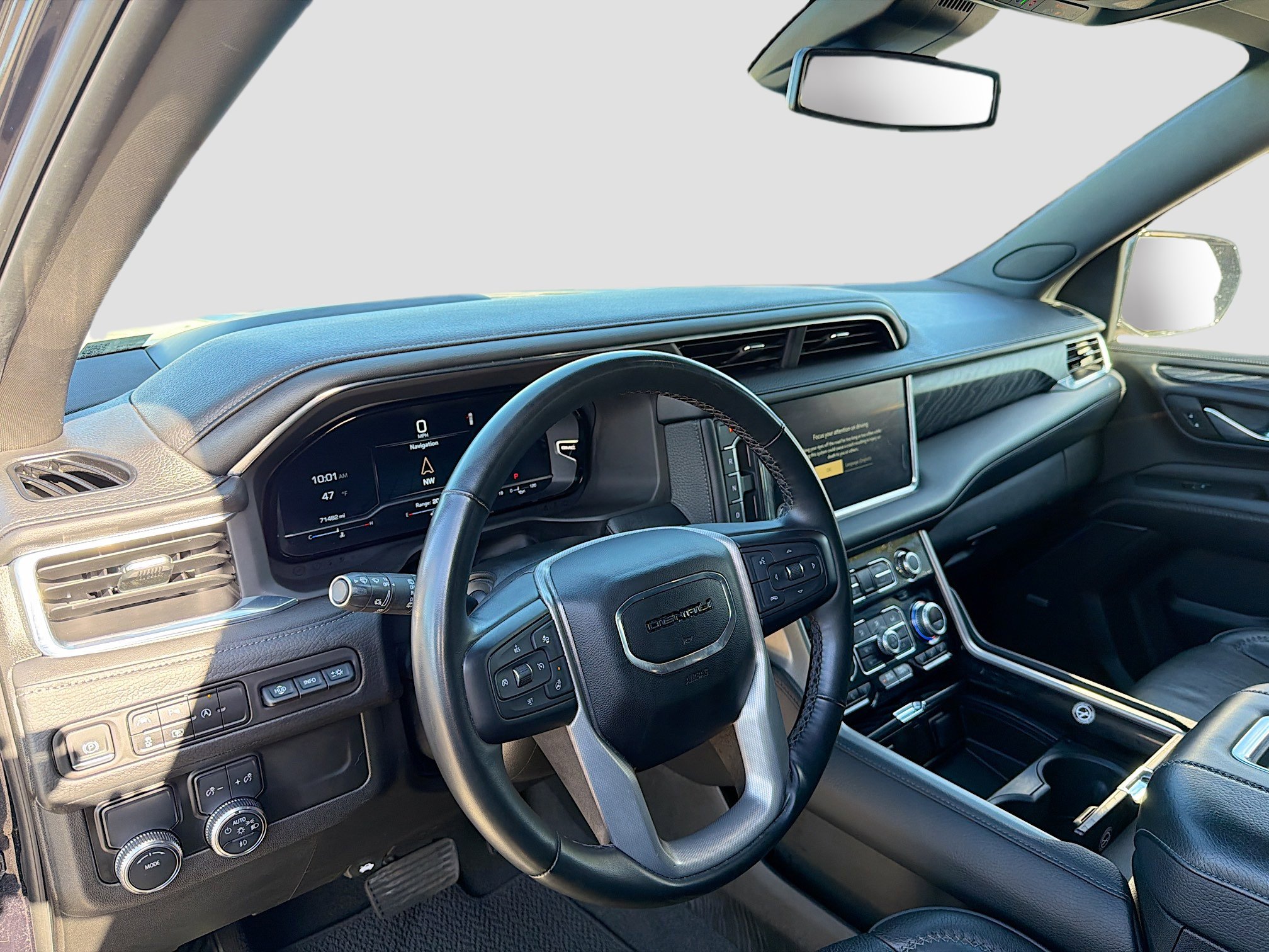 Used 2023 GMC Yukon Denali image 28