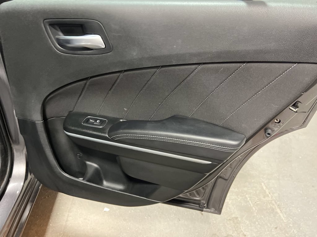 Used 2023 Dodge Charger SXT RWD image 12